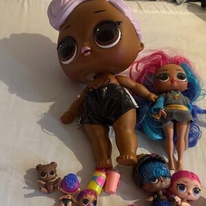 Colorful lol dolls lot